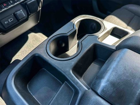 Used 2022 Chevrolet Silverado 1500 Custom image 31