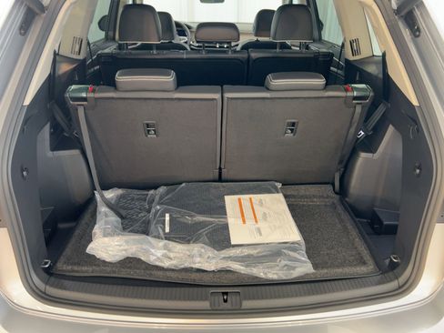 New 2026 Volkswagen Atlas SEL Premium R-Line AWD/4WD image 32