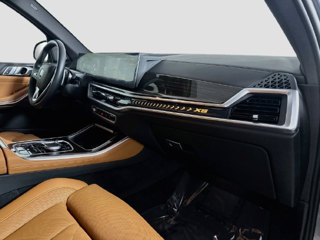 Used 2026 BMW X5 sDrive40i RWD image 29