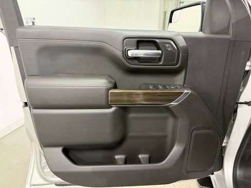 Used 2021 Chevrolet Silverado 1500 LT w/ All Star Edition Plus image 9