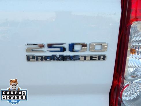 Used 2023 RAM ProMaster 2500 w/ Premium Convenience Group (B) image 18