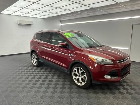 Used 2016 Ford Escape Titanium w/ Equipment Group 301A FWD image 3