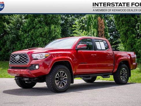 Used 2020 Toyota Tacoma TRD Sport AWD/4WD image 1