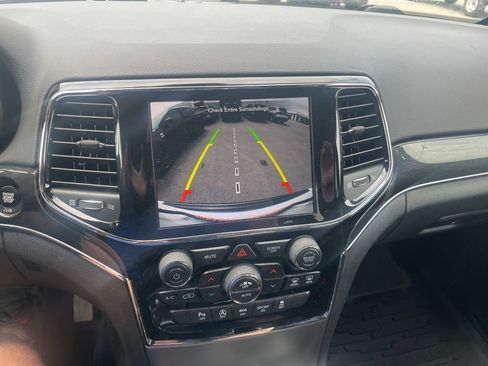 Used 2020 Jeep Grand Cherokee Trailhawk AWD/4WD image 24