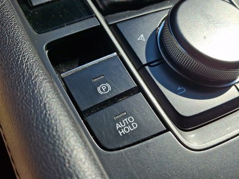 Used 2023 MAZDA MAZDA3 s FWD image 21