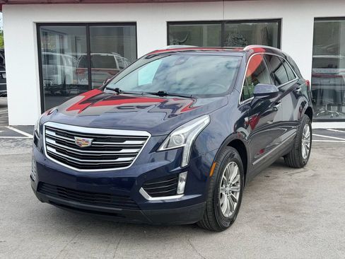 Used 2017 Cadillac XT5 Luxury w/ Driver Awareness Package FWD image 10