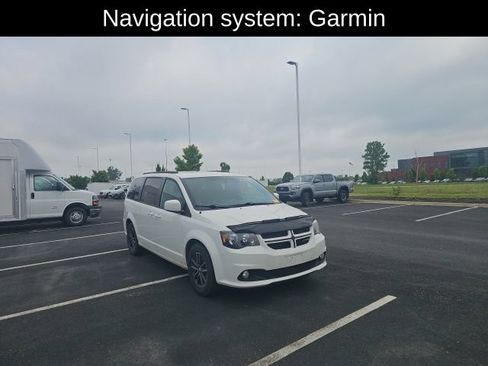 Used 2018 Dodge Grand Caravan GT FWD image 3