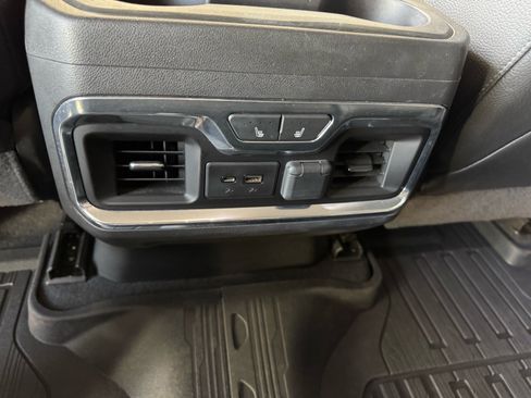 Used 2019 GMC Sierra 1500 Denali AWD/4WD image 15
