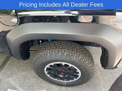 New 2026 Toyota Tacoma TRD Off-Road AWD/4WD image 10