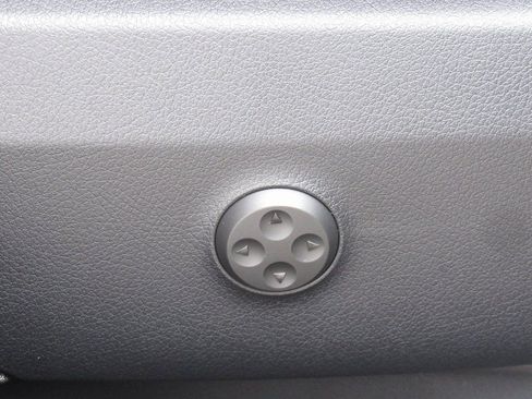 New 2026 Mercedes-Benz GLC 300 4MATIC image 20