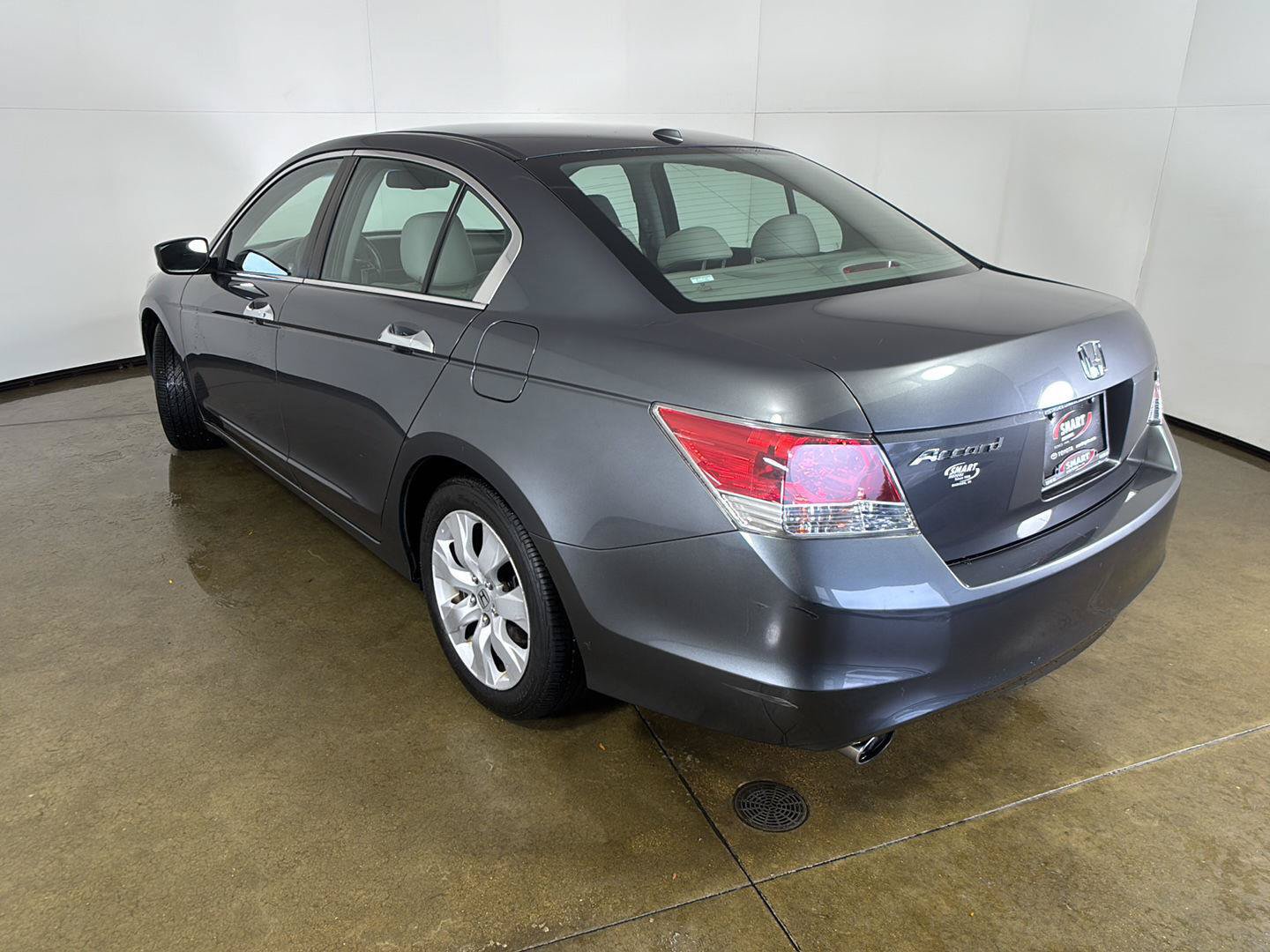 Used 2010 Honda Accord EX-L image 12