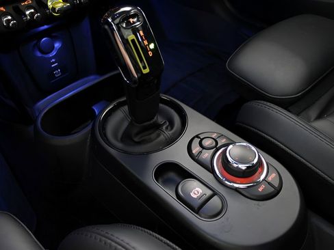 Used 2022 MINI Cooper SE image 29