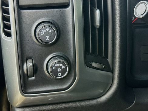 Used 2017 Chevrolet Silverado 1500 LT w/ Midnight Edition AWD/4WD image 12