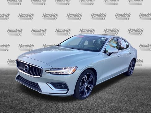 Used 2020 Volvo S60 T5 Inscription w/ Protection Package Premier image 5