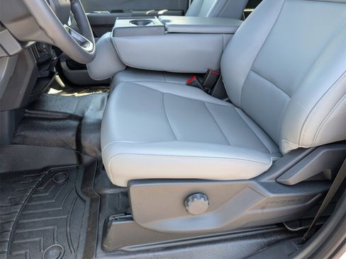 New 2025 Ford F350 XL w/ XL Chrome Package image 15