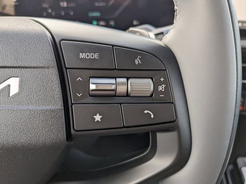 New 2025 Kia EV6 Wind RWD image 33