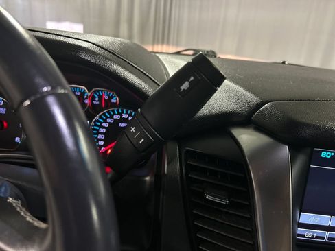 Used 2019 Chevrolet Suburban LT AWD/4WD image 20