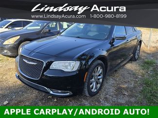 Used 2018 Chrysler 300 Limited image 1
