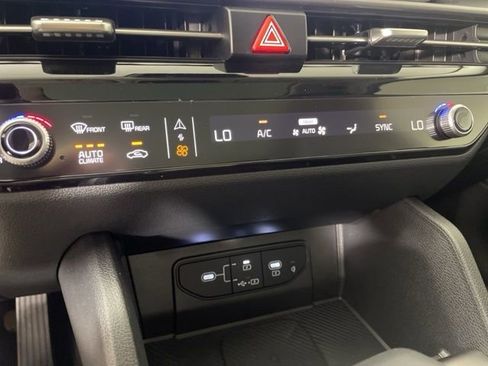 New 2026 Kia Sportage SX image 31