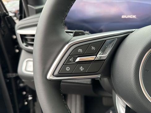 New 2026 Buick Enclave Avenir image 15