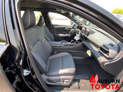 New 2026 Toyota Crown Signia AWD/4WD image 12