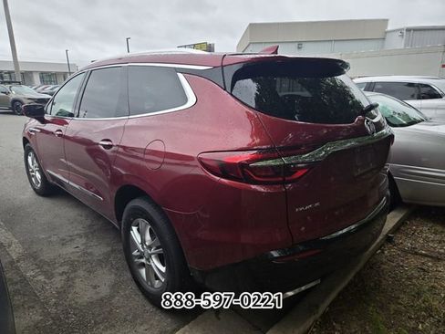 Used 2018 Buick Enclave Essence w/ Trailering Package FWD image 5