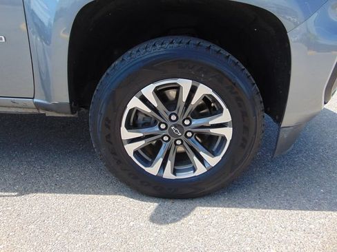 Used 2021 Chevrolet Colorado Z71 w/ Safety Package AWD/4WD image 27