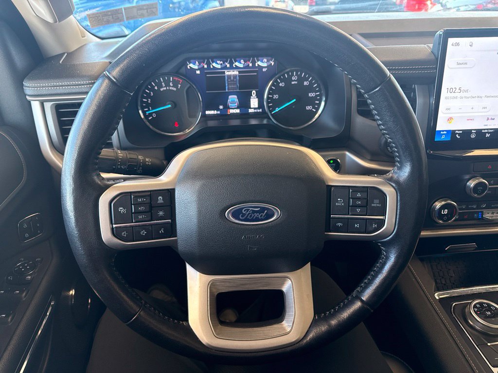 Used 2022 Ford Expedition Max XLT AWD/4WD image 16