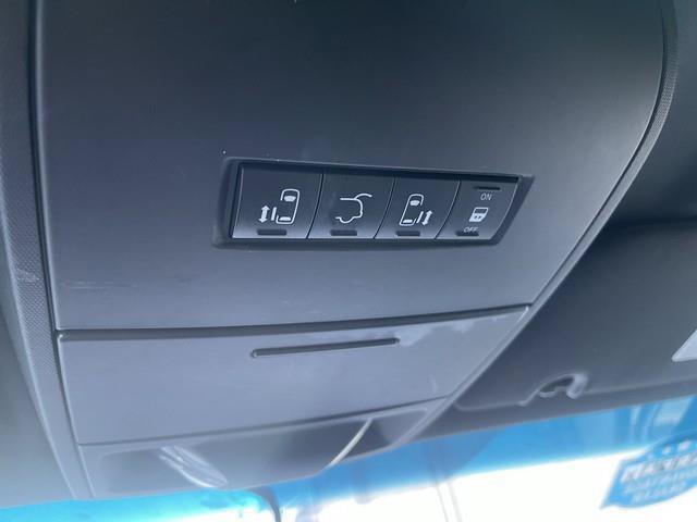 Used 2016 Dodge Grand Caravan FWD image 26