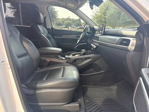 Used 2020 Kia Telluride S AWD/4WD image 11