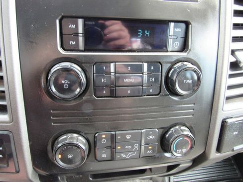 Used 2017 Ford F550 4x4 SuperCab Super Duty w/ Power Equipment Group image 49