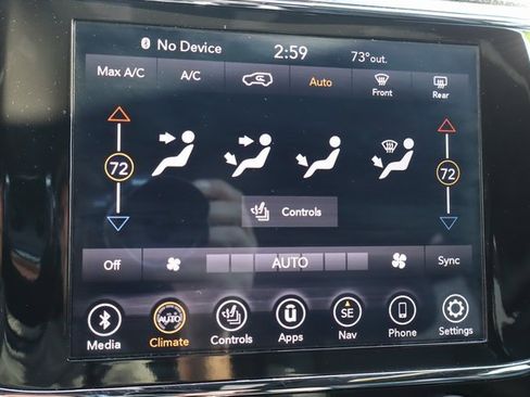 Used 2021 Jeep Grand Cherokee Laredo X image 36