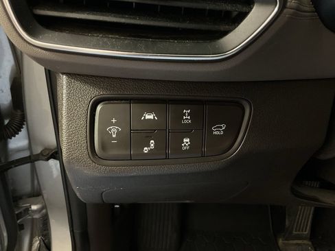 Used 2020 Hyundai Santa Fe SEL w/ Convenience Package AWD/4WD image 28