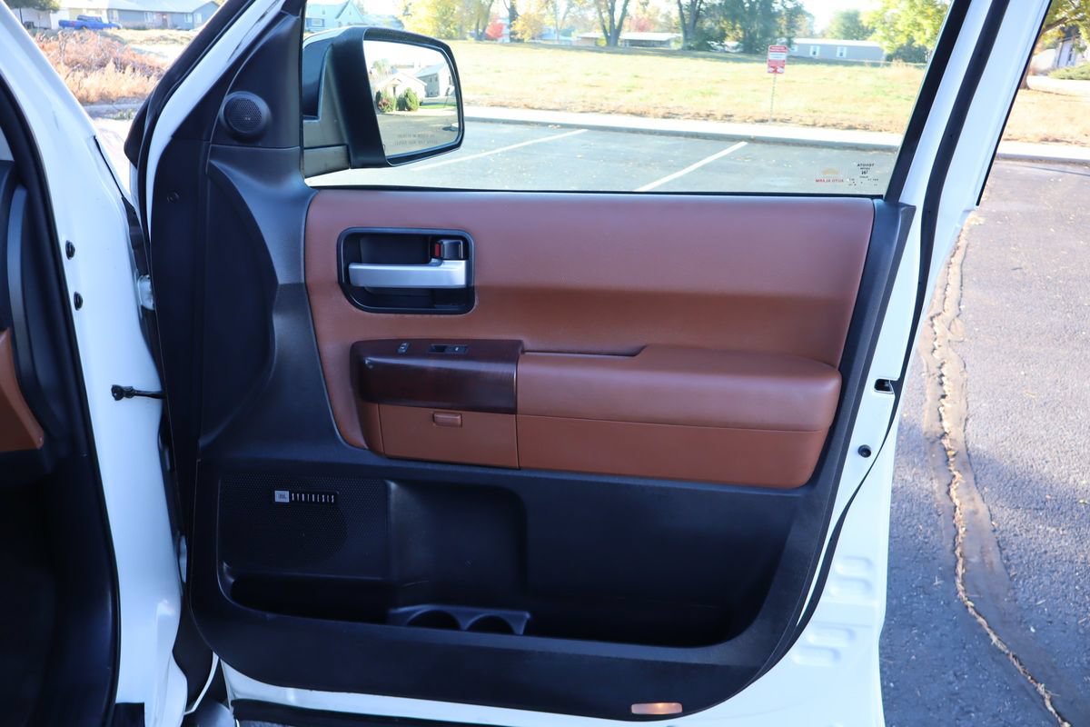 Used 2013 Toyota Sequoia Platinum AWD/4WD image 28