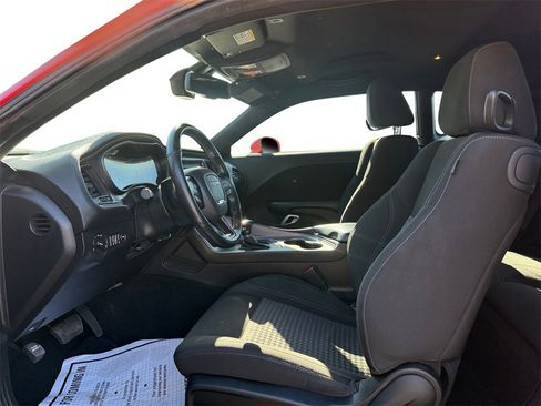 Used 2023 Dodge Challenger SXT w/ Blacktop Package image 9