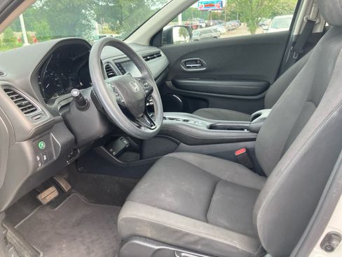Used 2021 Honda HR-V EX image 31