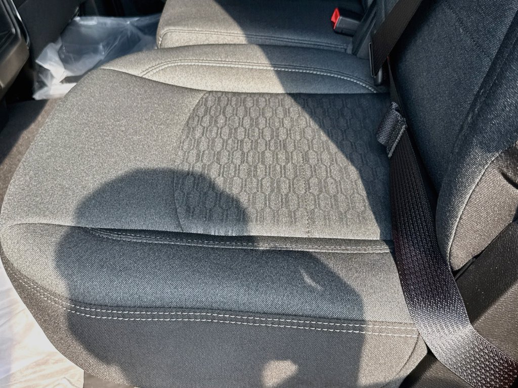 New 2027 RAM 3500 Big Horn AWD/4WD image 28