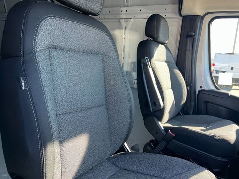 New 2026 RAM ProMaster 3500 w/ Convenience Group image 12