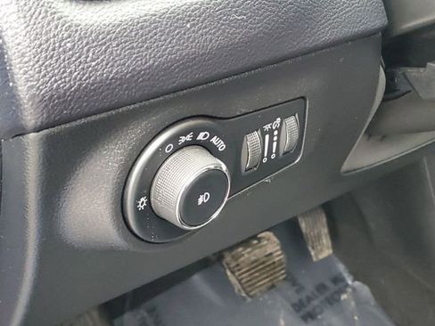 Used 2017 Jeep Compass Limited w/ Navigation Group image 9