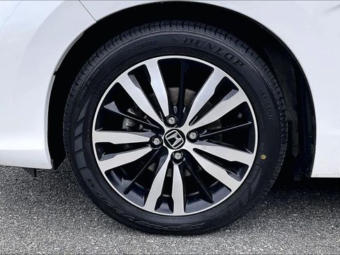 Used 2019 Honda Fit EX image 7