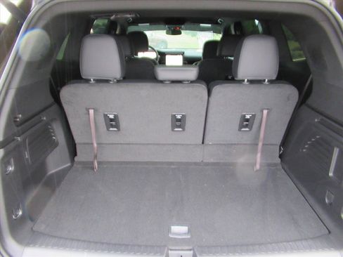 Used 2025 GMC Acadia AT4 image 30