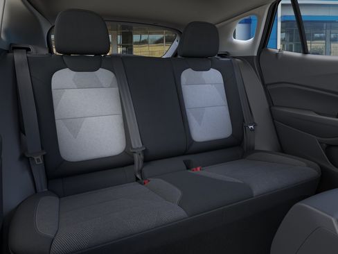 New 2026 Chevrolet Trax LS w/ LS Convenience Package FWD image 18