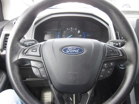 Used 2024 Ford Edge SE w/ Black Appearance Package AWD/4WD image 18