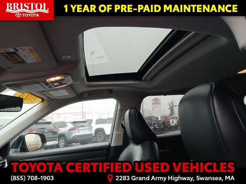 Certified 2023 Toyota Highlander XLE image 20