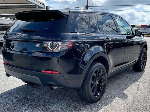 Used 2019 Land Rover Discovery Sport HSE AWD/4WD image 8