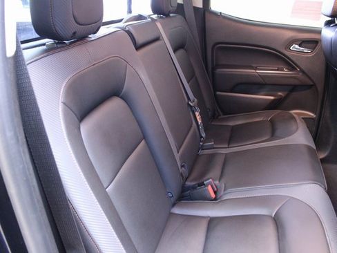 Used 2022 GMC Canyon AT4 image 9