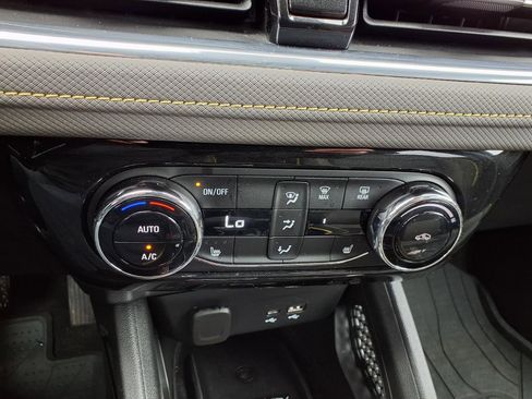 Used 2026 Chevrolet TrailBlazer ACTIV w/ Convenience Package FWD image 6