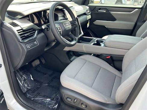 New 2025 GMC Acadia Elevation image 9