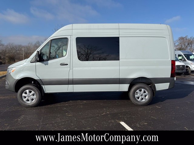 Used 2026 Mercedes-Benz Sprinter 2500 image 9