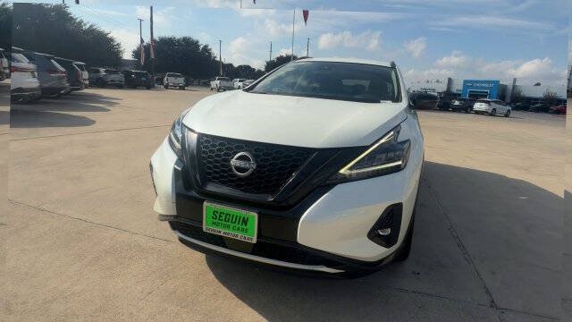 Used 2023 Nissan Murano SV w/ SV Midnight Edition Package FWD image 3